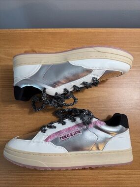 Steve Madden Girls Dream Sneakers